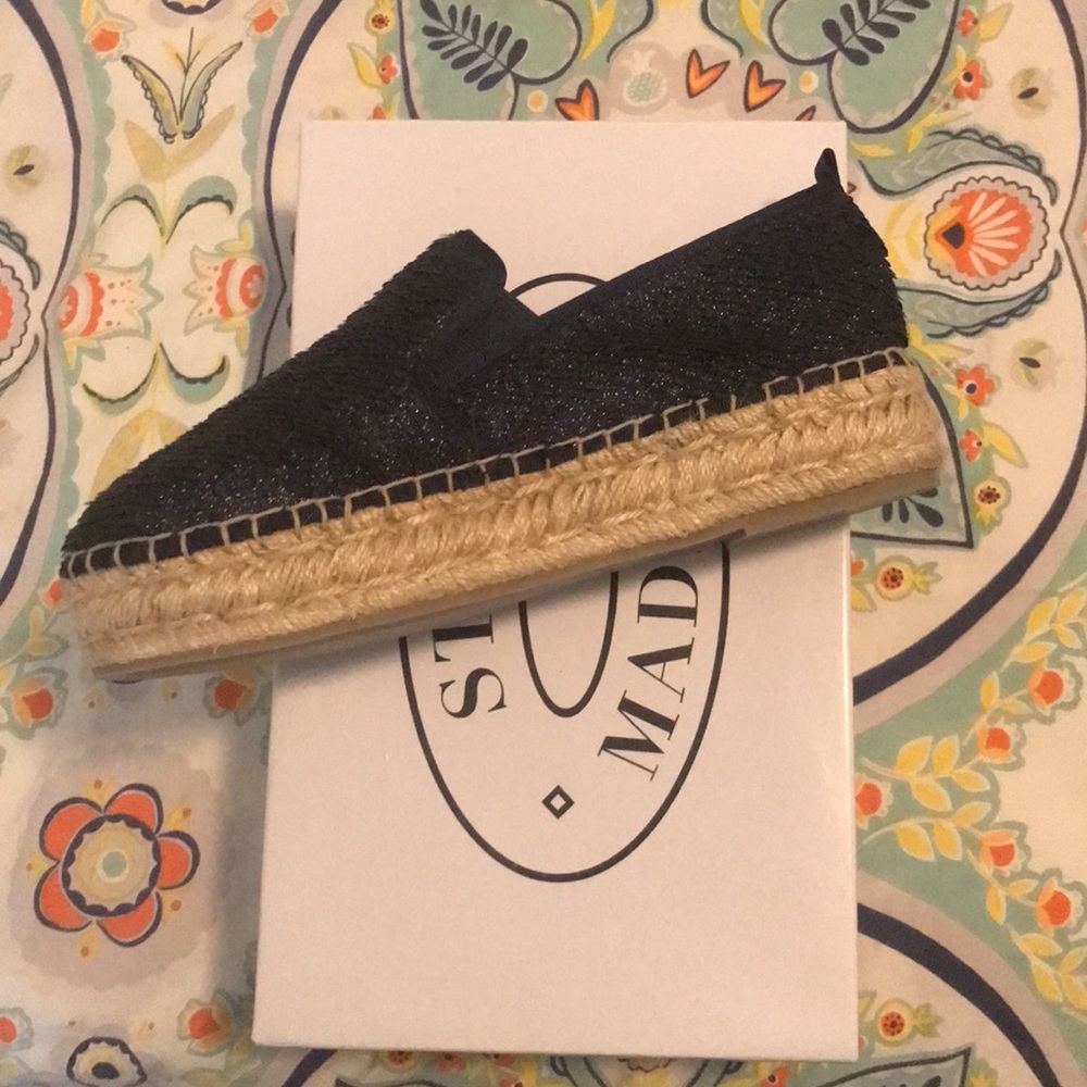 STEVE MADDEN
Poppi Sequined Espadrille Slip-ons In Navy Blue